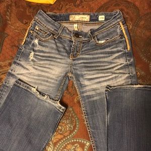 Buckle jeans